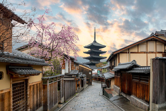 Essence of Kyoto: Arts & Crafts