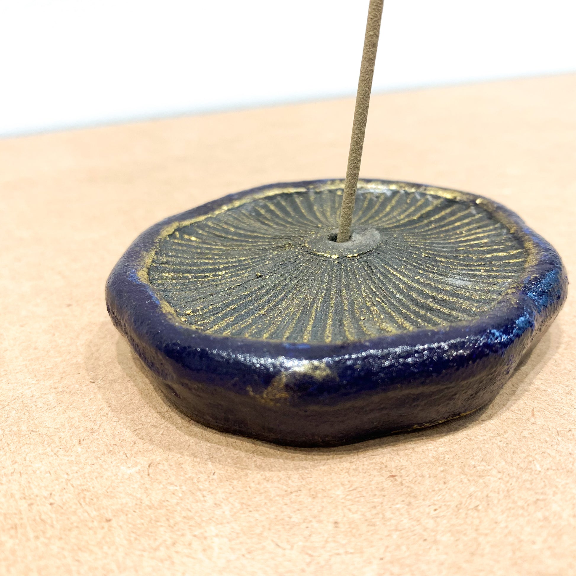 Fungi Incense Holder Gills - 16 Navy