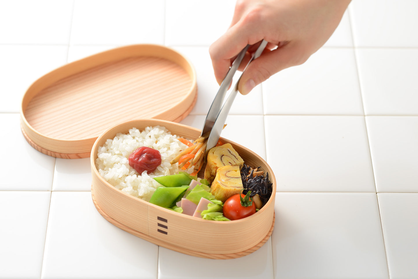 Otomo Fingertip Serving Tongs_Bento