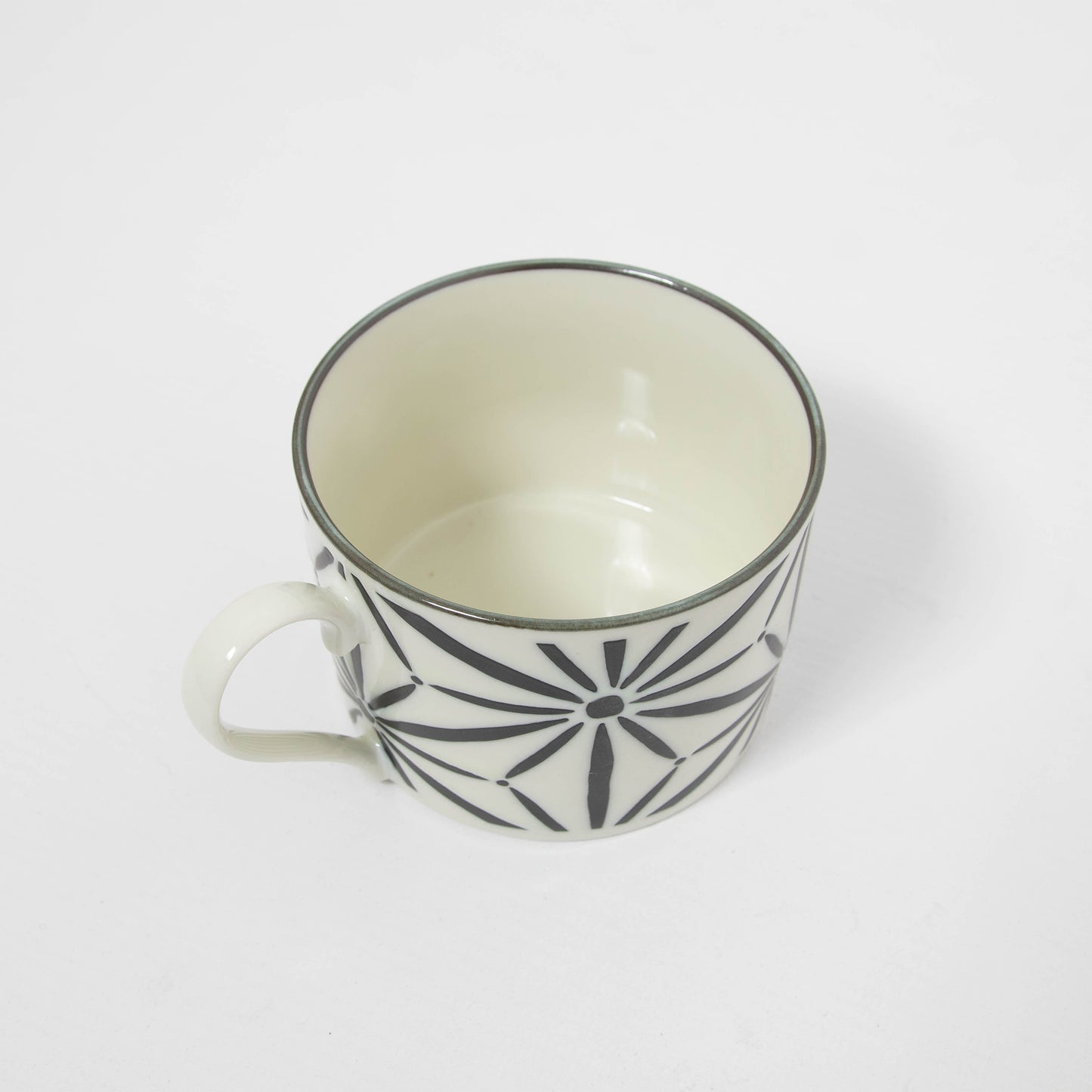 Coffee Cup and Saucer Komon Hemp Leaves