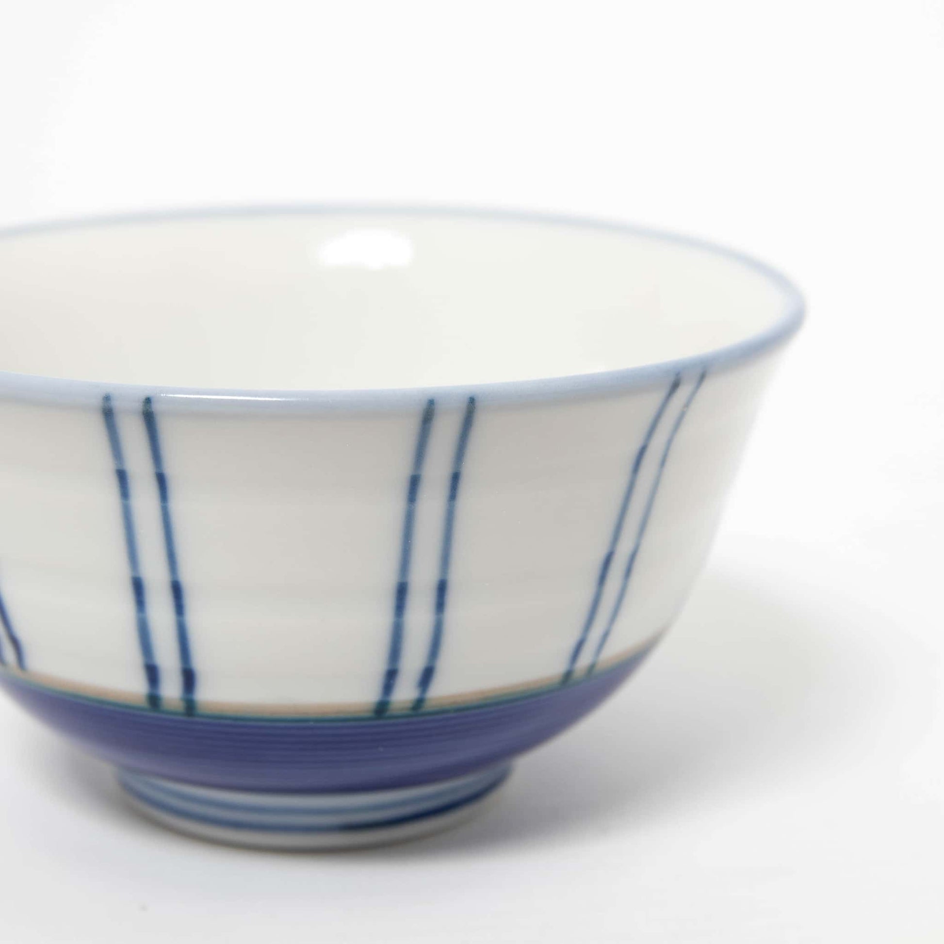 Round Tea Cup - Vertical Stripe